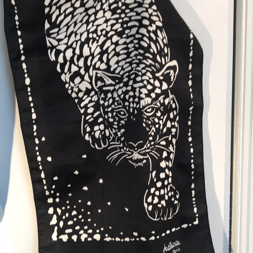 RARE Patricia, Paris Striking Leopard Scarf. 52” long,12” wide. Great condition.